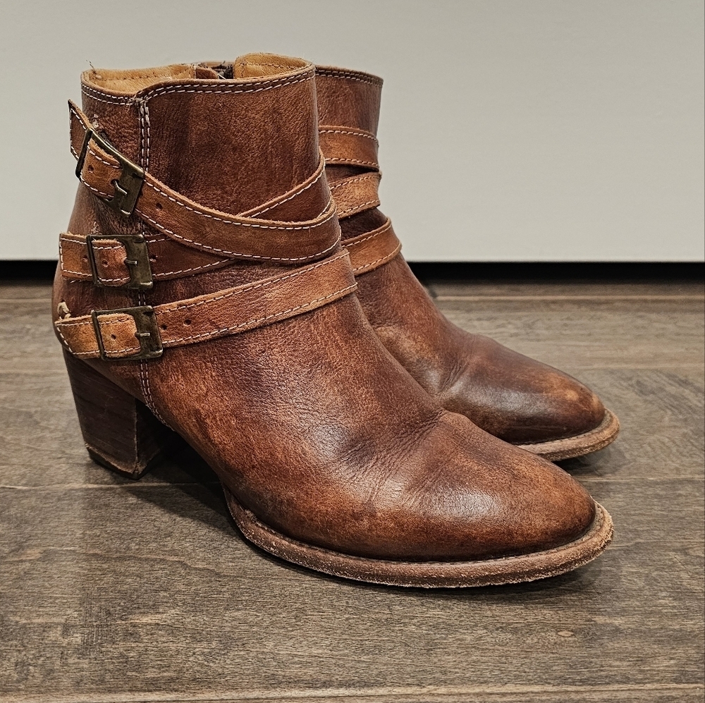 Bed Stu Begin Women's Cognac Dip Dye Leather Buckle Cobbler Ankle Boots Sz 7 - Picture 2 of 11